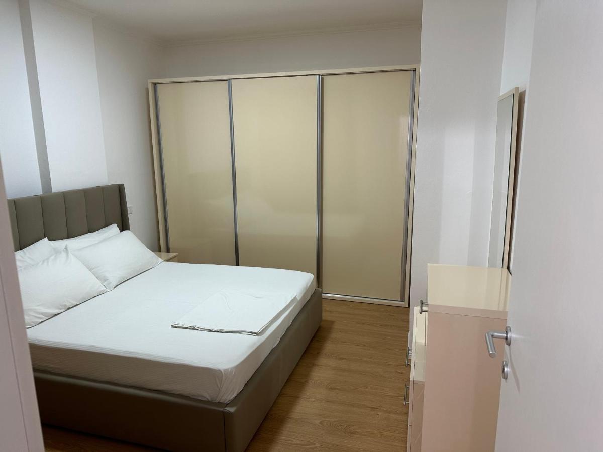 Espana Aparthotel Shkallnur Exterior photo