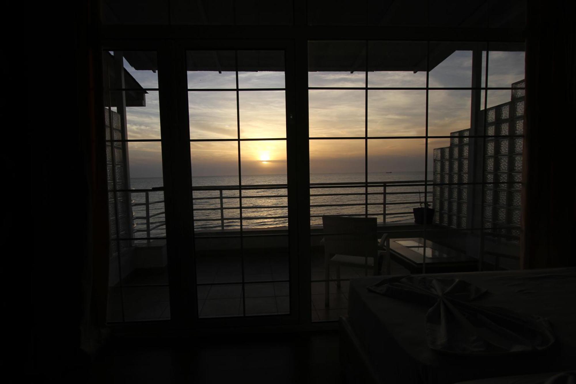 Espana Aparthotel Shkallnur Room photo