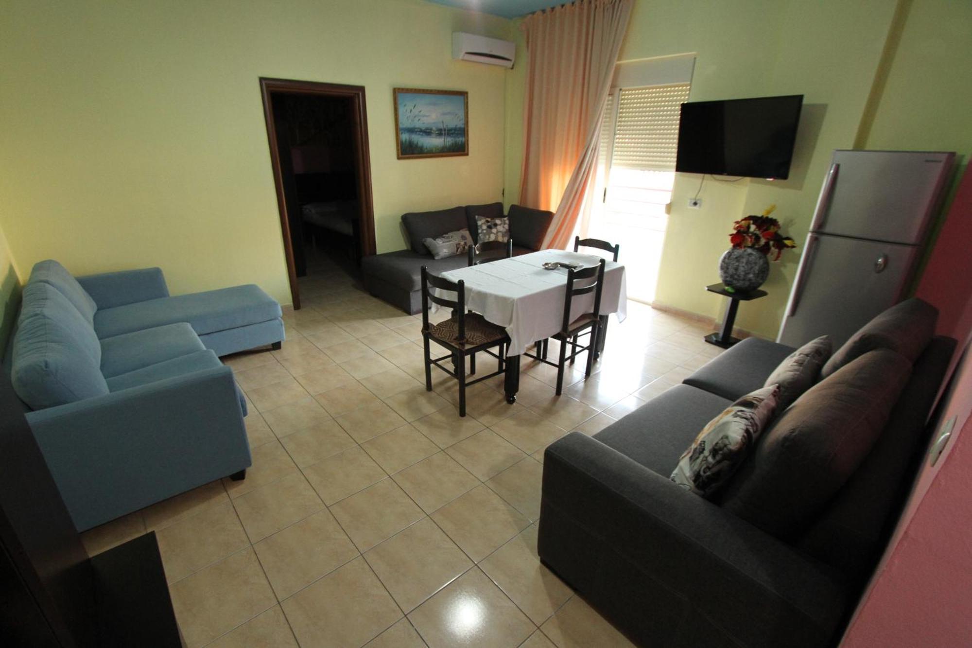 Espana Aparthotel Shkallnur Exterior photo