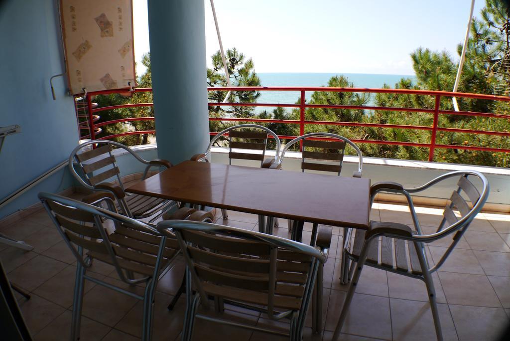 Espana Aparthotel Shkallnur Exterior photo